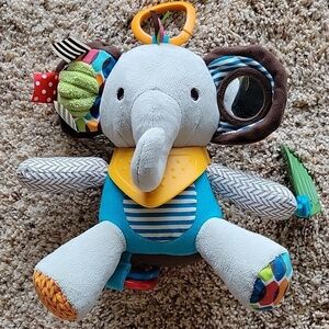 SKIP *Hop clip on sensory toy - elephant